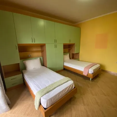 Lägenhet Rental Apartment *